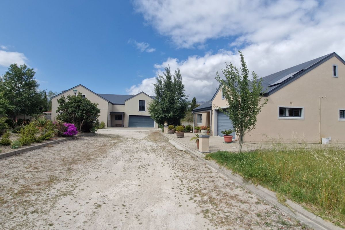 Prime vacant land in gated complex - Photo 2