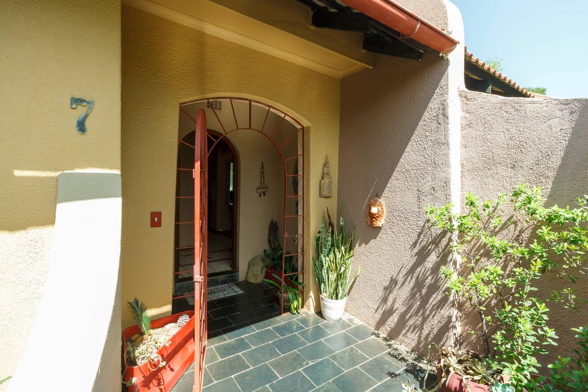 Spacious 4 Bedroom Home in Hederkruin - Photo 4