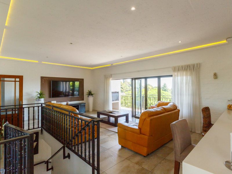 Modern Home with exceptional views in Wilro Park - Photo 6