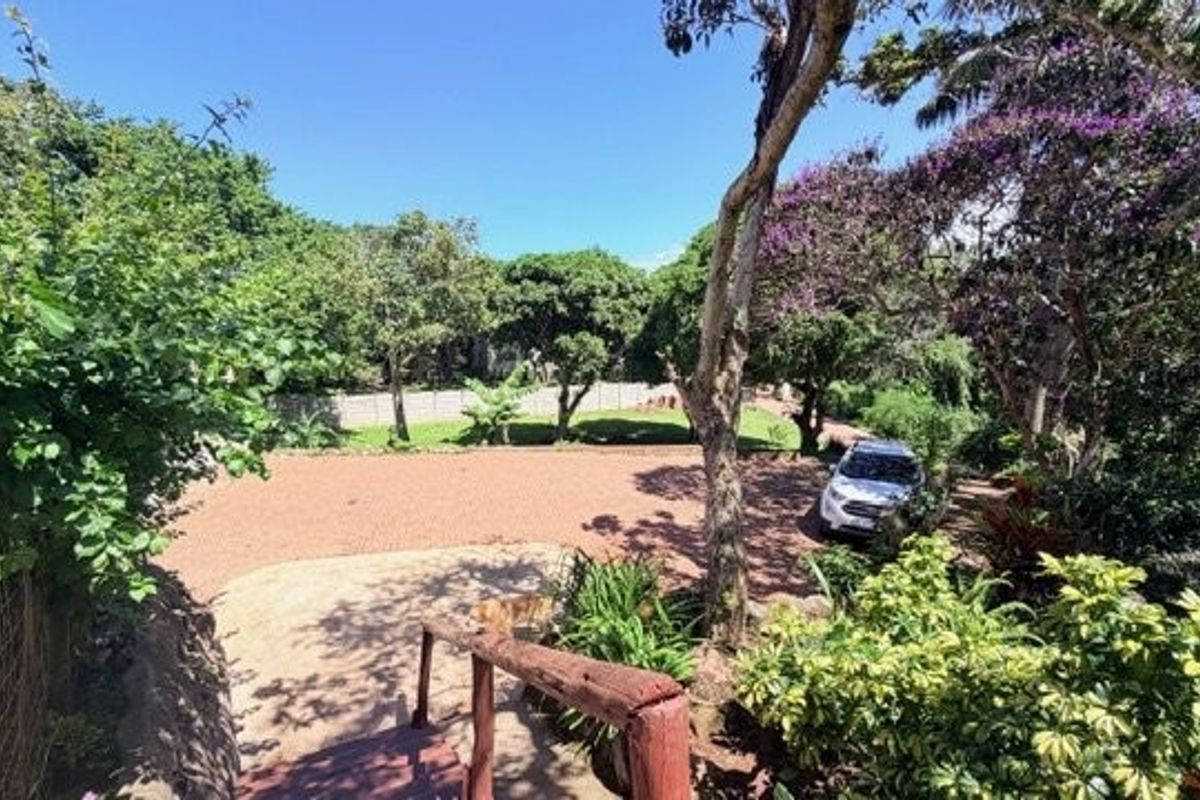 Spacious Home With Flatlet On A Large Stand In Munster/Glenmore - Photo 4