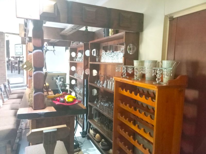 Beautiful, Tranquil Chartwell Guest Lodge For Sale - Photo 7