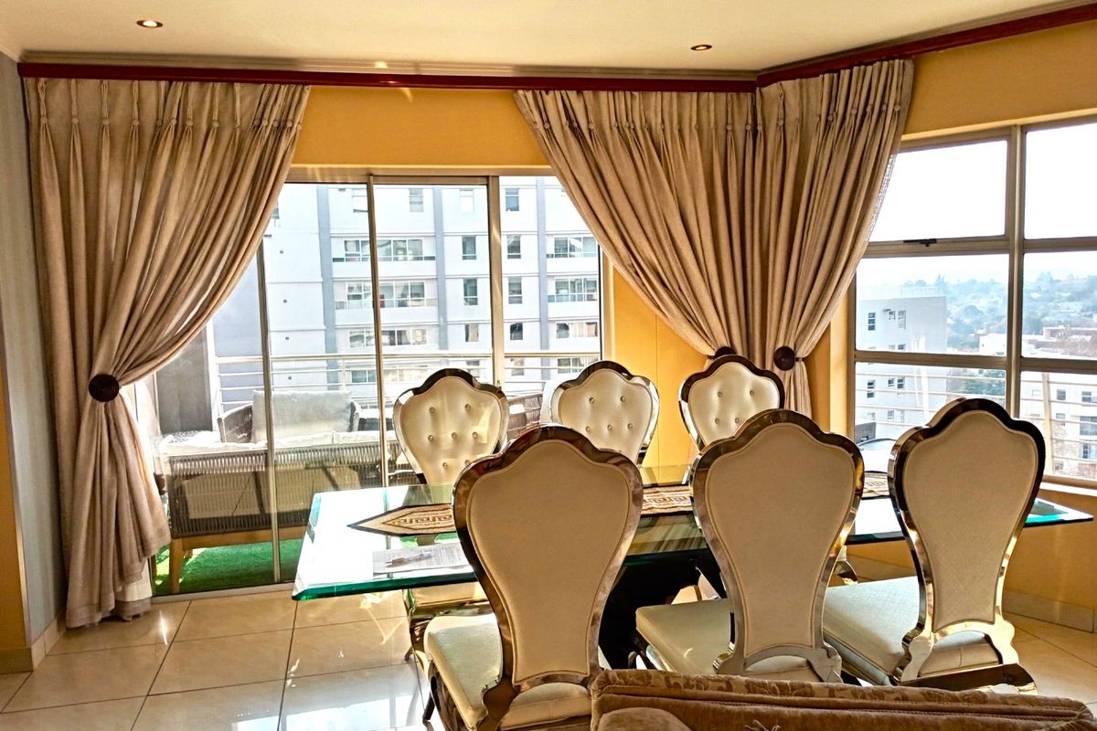 2-Bedroom Apartment in Sandhurst For Sale - Photo 3