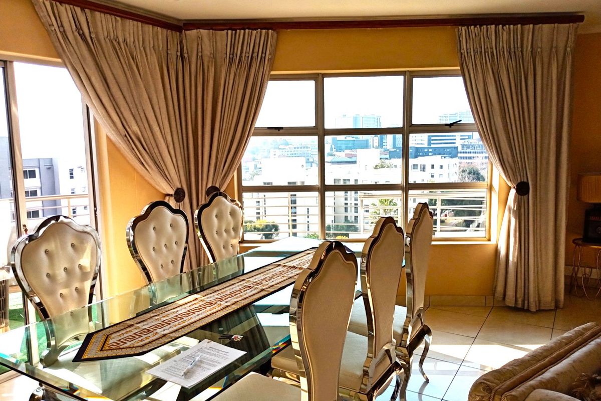 2-Bedroom Apartment in Sandhurst For Sale - Photo 4