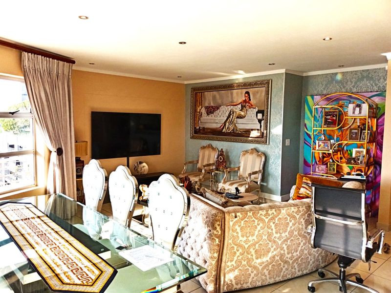 2-Bedroom Apartment in Sandhurst For Sale - Photo 8