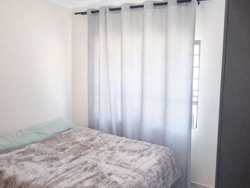 2-Bedroom, 2-Bathroom Apartment For Sale in Waterfall Ridge - Photo 9