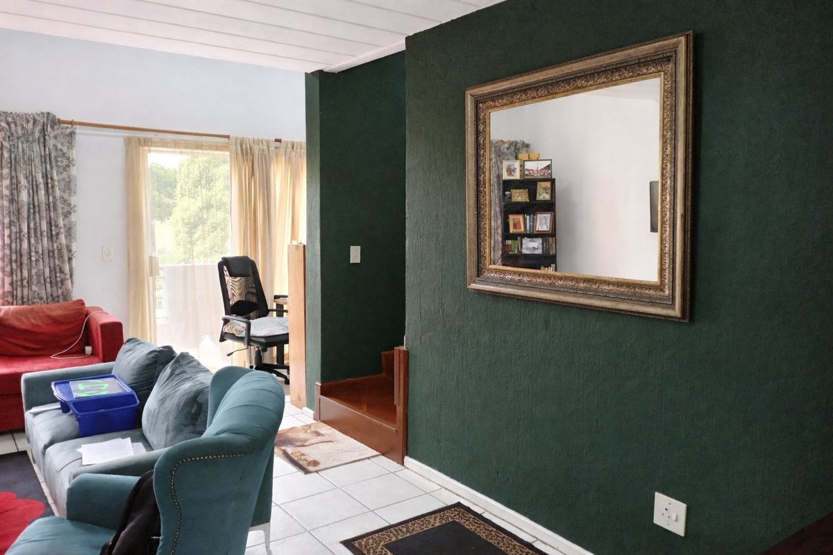 2-Bedroom, 1.5 Bathroom Apartment For Sale - Photo 4