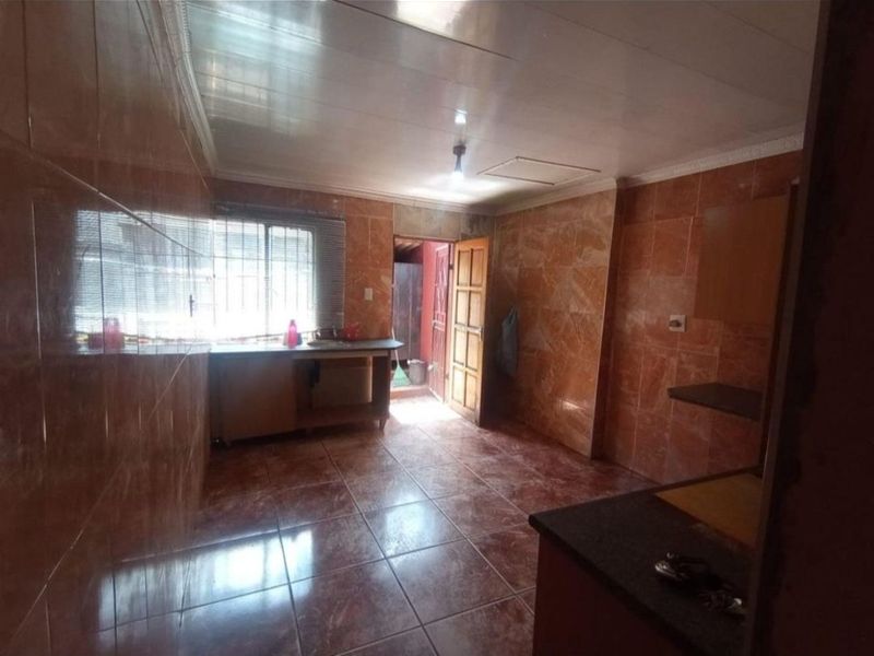 House For Sale in Eldarado Park, Soweto - Photo 4