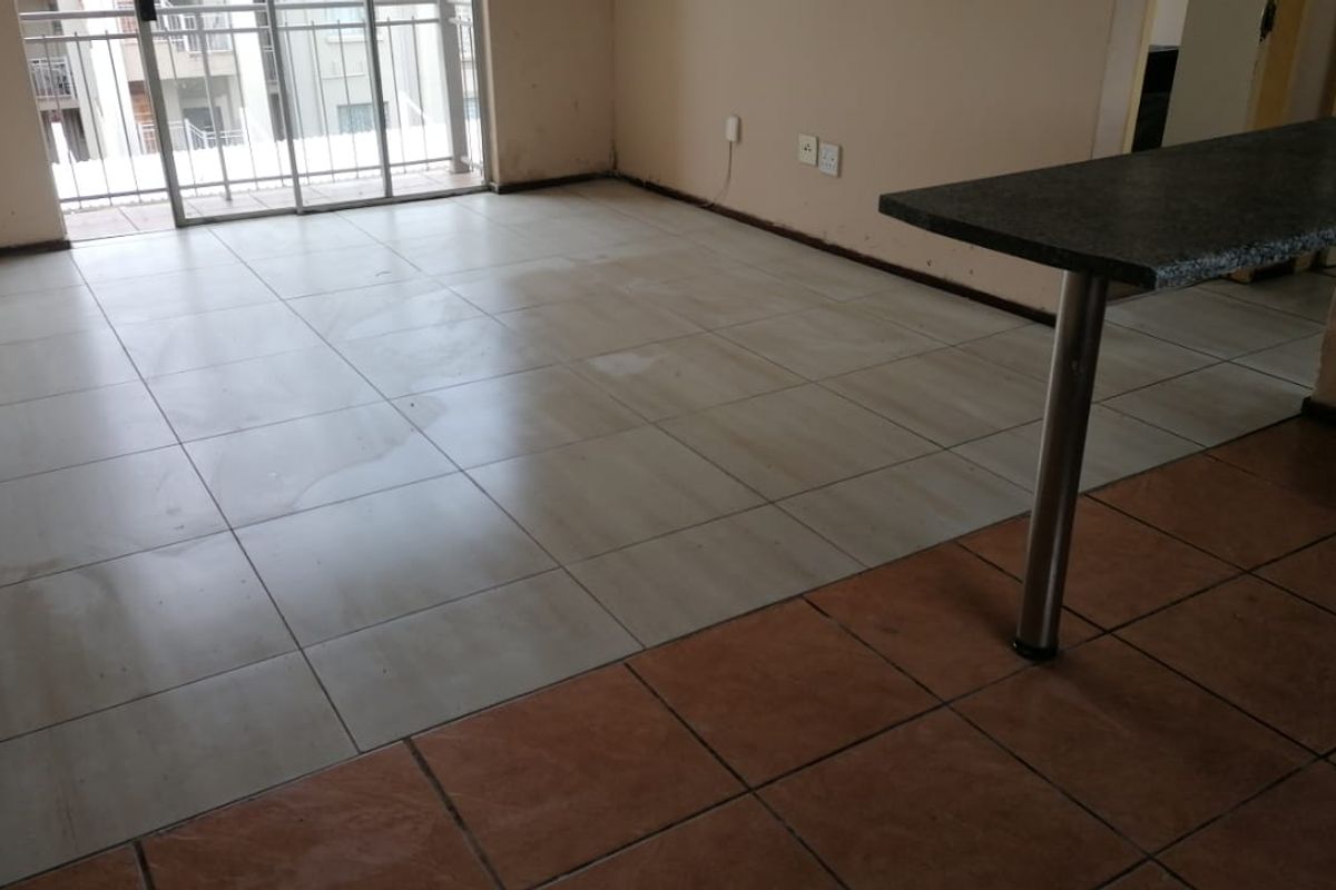 LOVELY 2 BEDROOM APARTMENT FOR SALE!!! - Photo 3