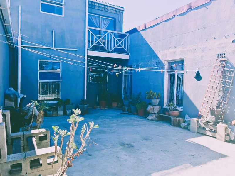 4-Bedroom Family Home with Income-Generating Flatlet in Portlands, Mitchells Plain  - Photo 3