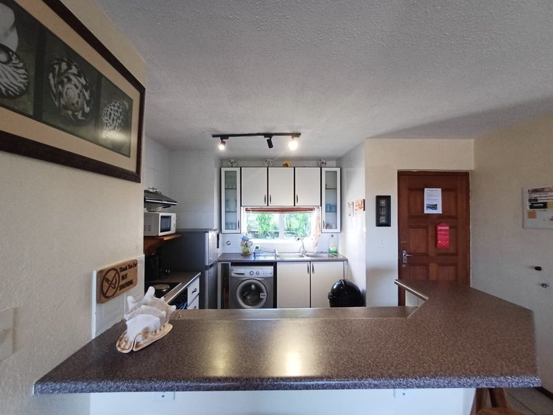 Fully furnished apartment with direct beach access - Photo 7