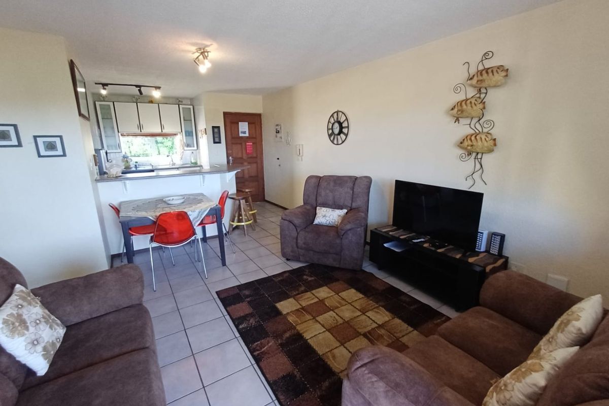 Fully furnished apartment with direct beach access - Photo 5