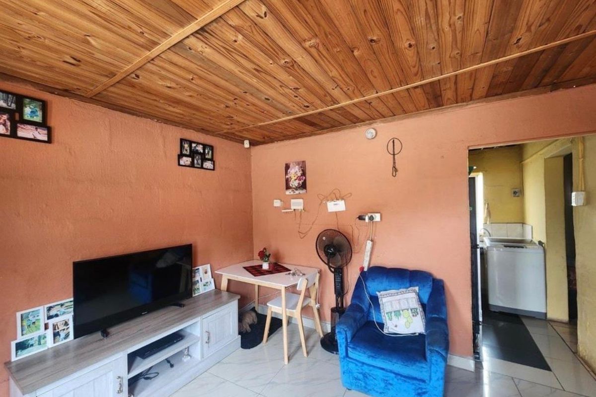 Affordable Starter Home or Smart Investment Opportunity!!!! - Photo 5