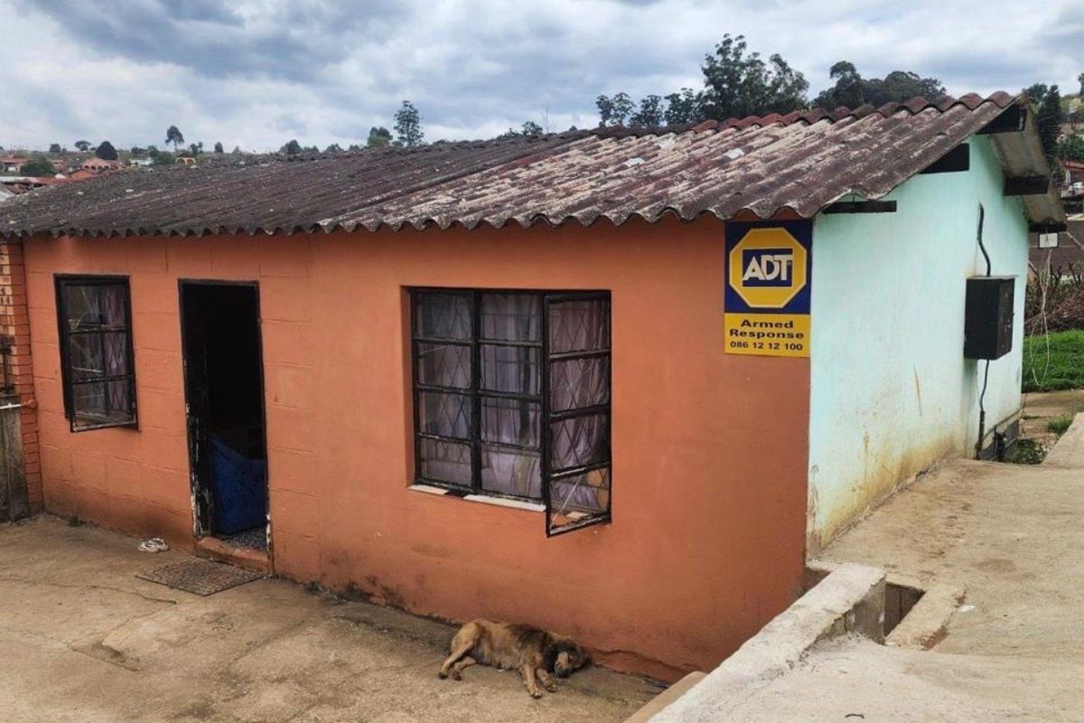 Affordable Starter Home or Smart Investment Opportunity!!!! - Photo 2