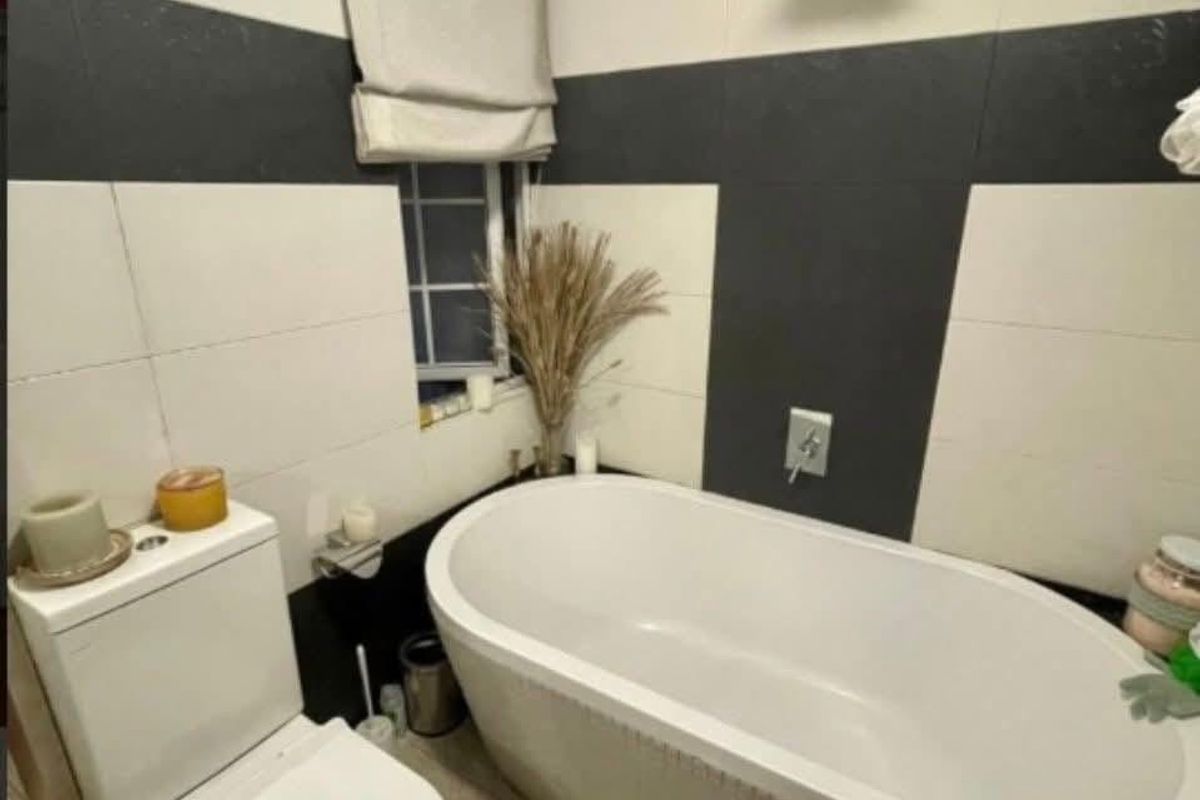 2 Bedroom Furnished Garden Unit in Secure Complex - Photo 5