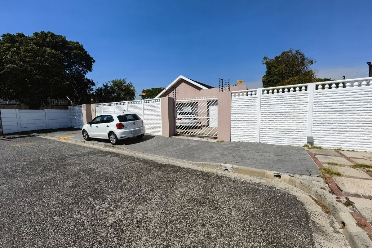 Location, Location , Location!!! - Photo 4