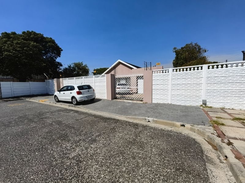 Location, Location , Location!!! - Photo 4