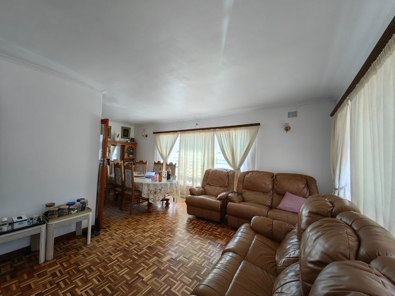 Location, Location , Location!!! - Photo 10