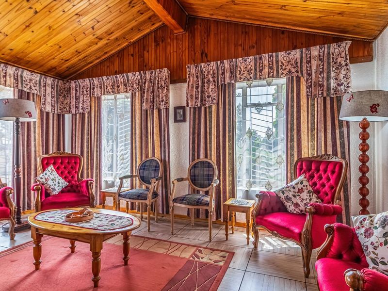 DUAL MANDATE - Family Home with Flatlet opposite School - Photo 5