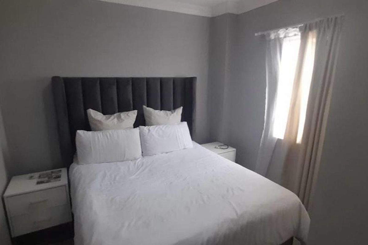 2 Bedrooms, 1 Bathroom Apartment For Sale In Montclair, Durban - Photo 4