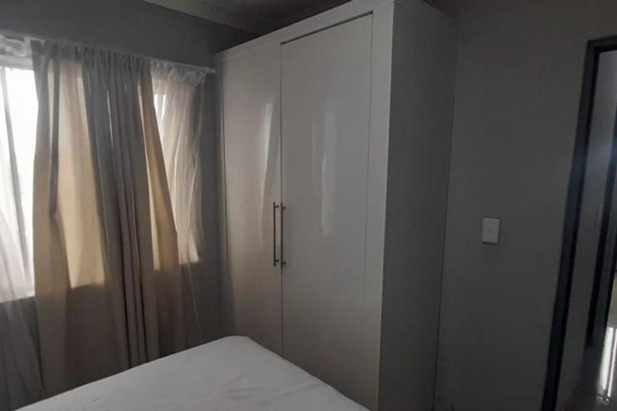 2 Bedrooms, 1 Bathroom Apartment For Sale In Montclair, Durban - Photo 5