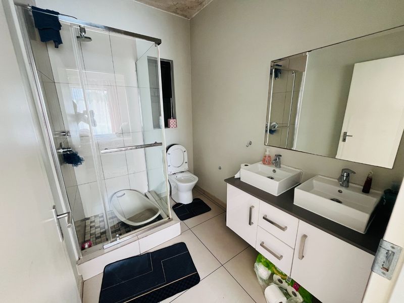 Two beds & two bath apartment/ flat at Northriding’s best for sale - Photo 8