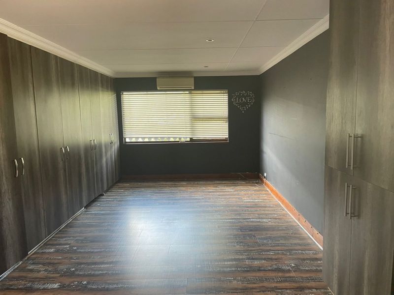 Spacious Family Home in Sedgefield with Pool and Entertainment Deck - Photo 8