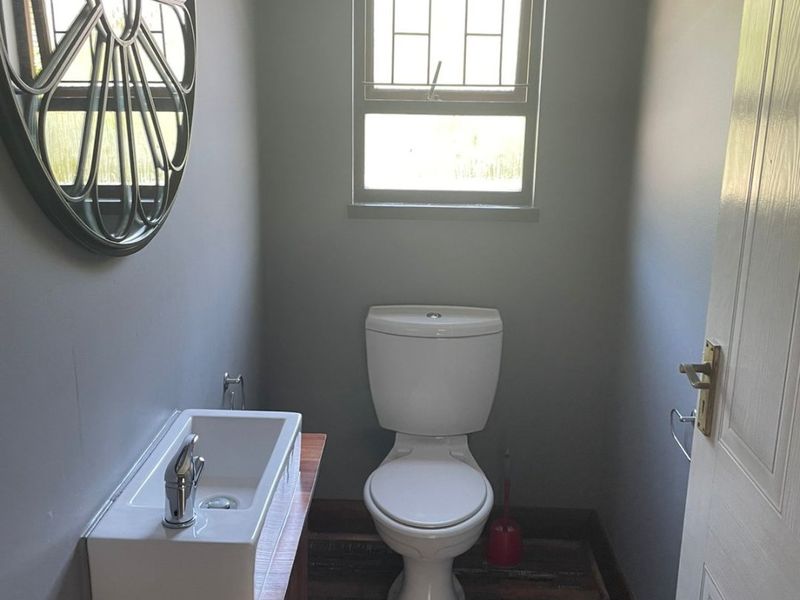 Spacious Family Home in Sedgefield with Pool and Entertainment Deck - Photo 7