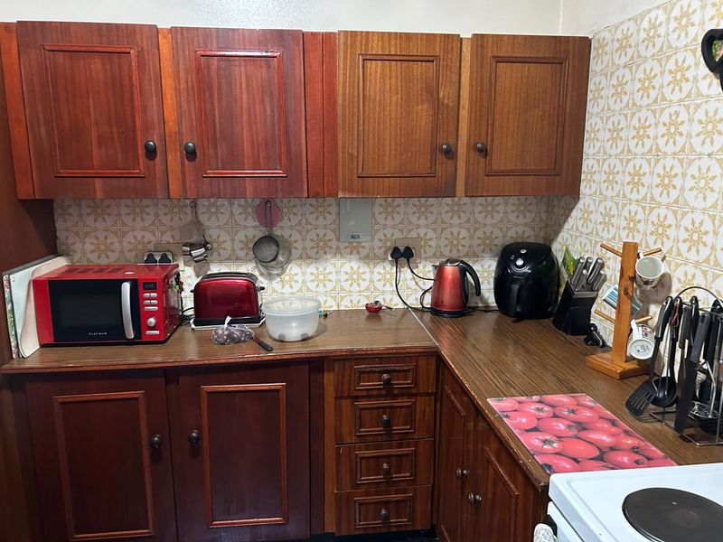 Spacious 2 Bedroom Duplex is the heart of Beyers Park - Photo 9