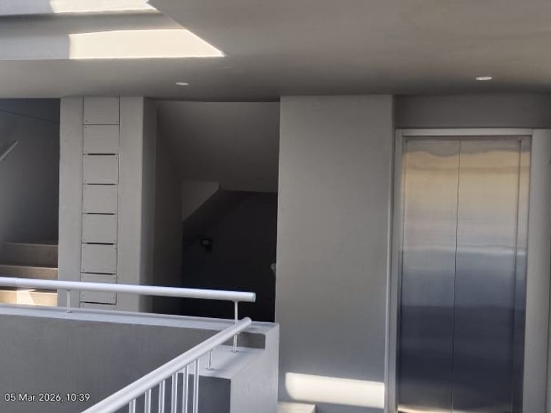 Astonishing Modern Apartment, Luxury Living & Exceptional Investment Opportunity - Photo 5