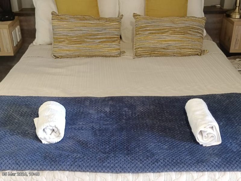 Astonishing Modern Apartment, Luxury Living & Exceptional Investment Opportunity - Photo 7