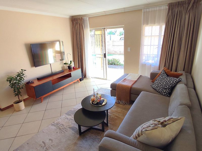 Modern 3 Bedroom Corner Townhouse in Secure Complex - Photo 9