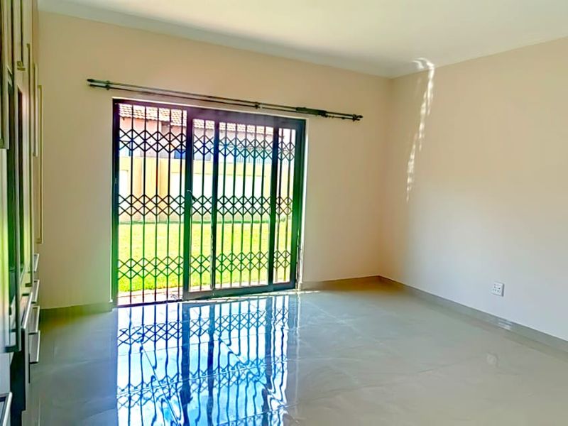 A Delight - Photo 10