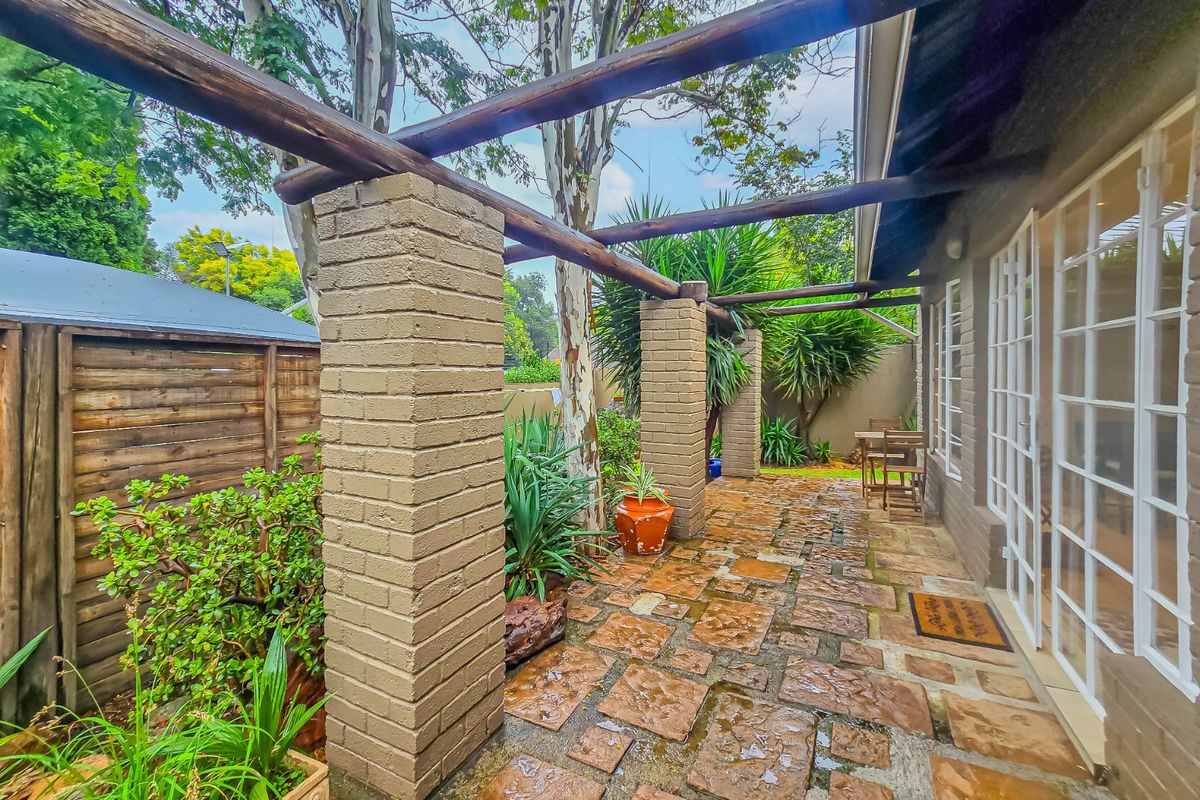 FULLY LET RESIDENTIAL INVESTMENT PROPERTY IN BRYANSTON FOR SALE - Photo 4