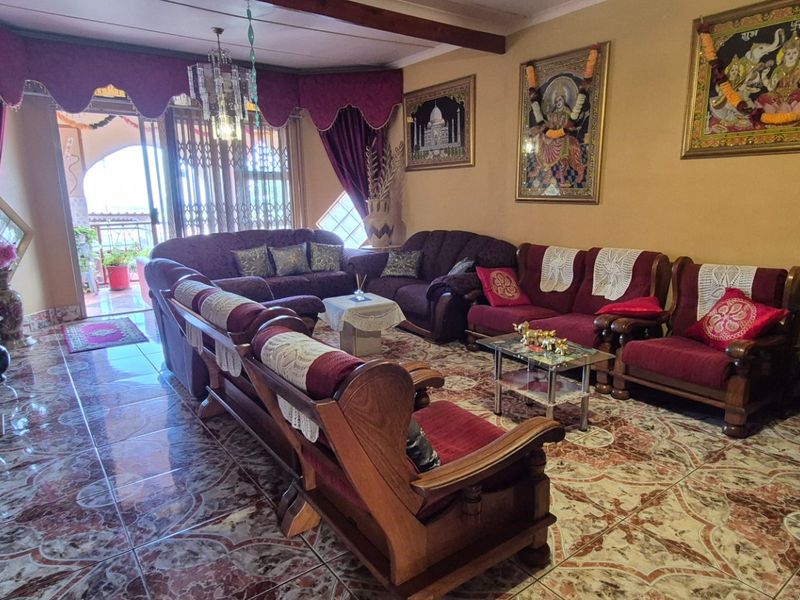 Family Retreat in Stanger Manor  - Photo 2