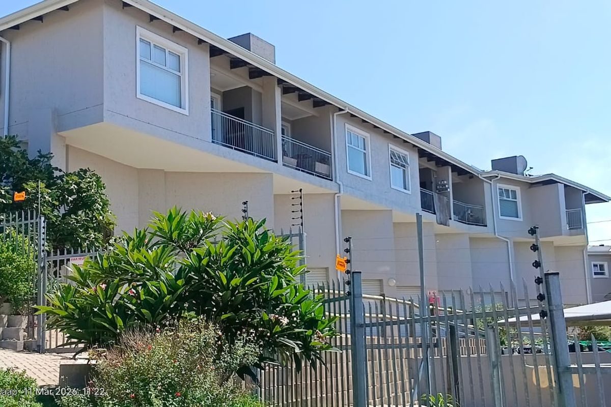 Fully Equipped and Exceptional Investment Opportunity - Ocean View Apartment in Island View - Photo 4