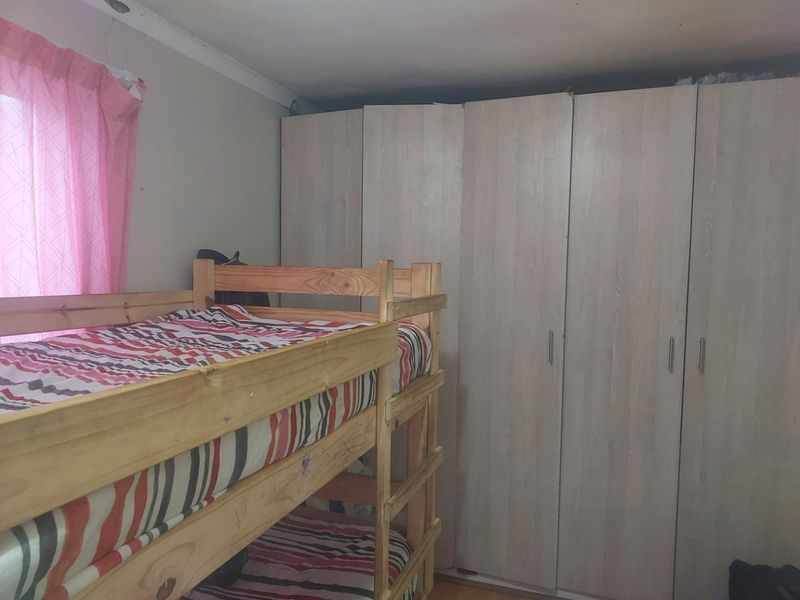 GET YOURSELF IN THE MARKET  - Photo 3