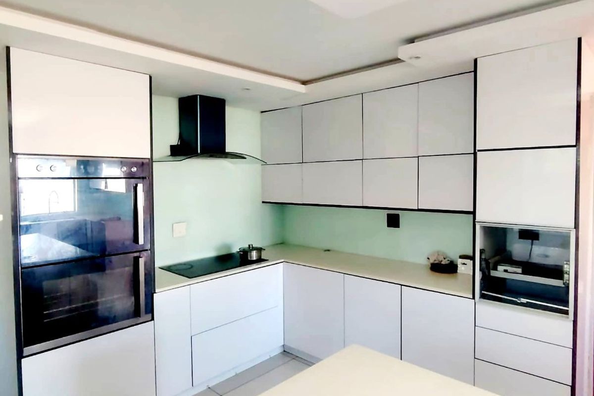 3 Bedroom House for Sale in Vincent - Photo 4