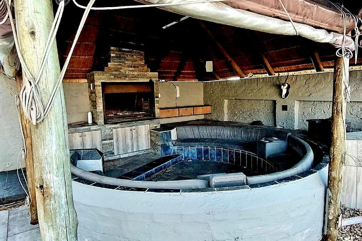 3 Bedroom House for Sale in Vincent - Photo 5