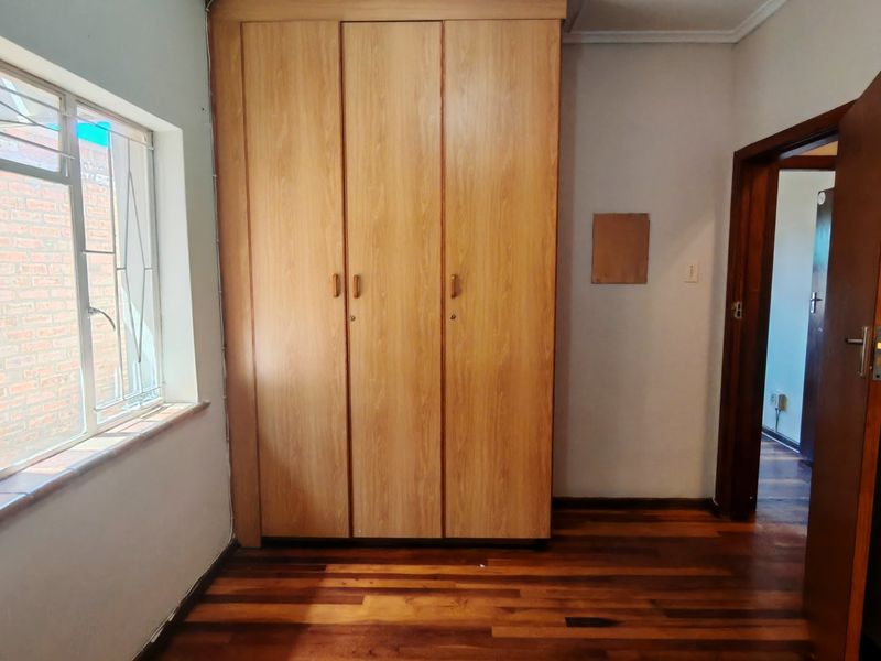 Fantastic Renovation Opportunity in Prime Coastal Hartenbos Location - Photo 10