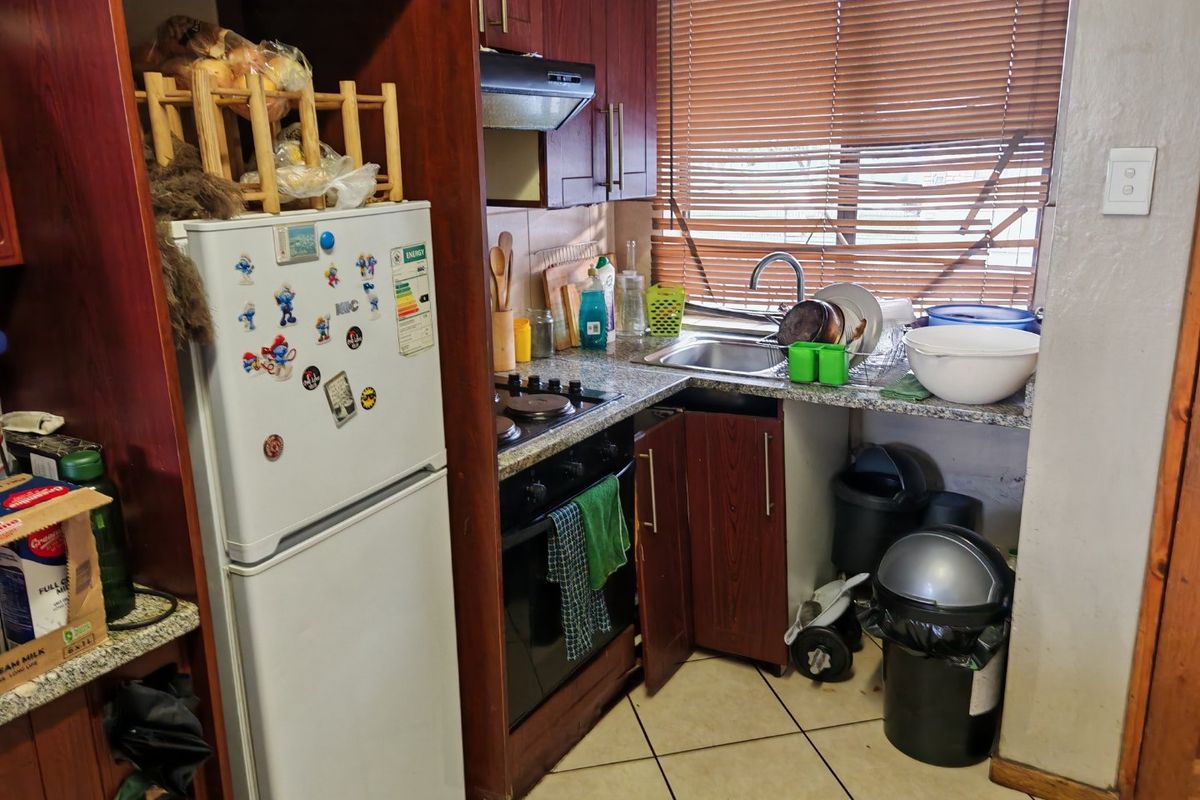 2 Bedroom Apartment for sale in Hurlyvale - Photo 5