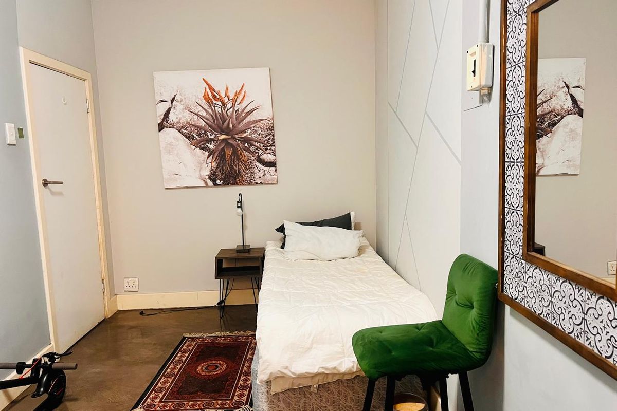 1.5 Bedrooms, 1 Bathroom Apartment To Let In Musgrave, Durban - Photo 4