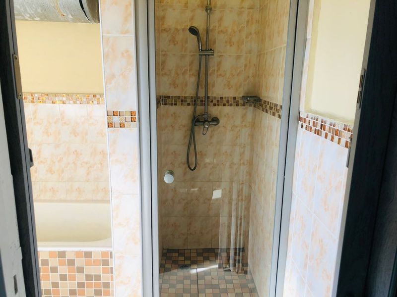 3 Bedrooms, 1 Bathroom Sharing Accommodation To Let In Durban Central, Durban  - Photo 10