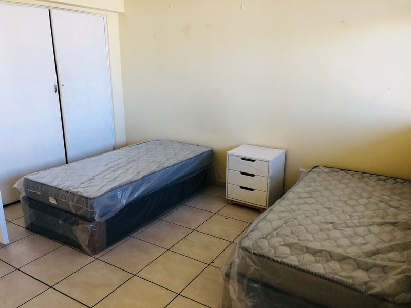 3 Bedrooms, 1 Bathroom Sharing Accommodation To Let In Durban Central, Durban  - Photo 6