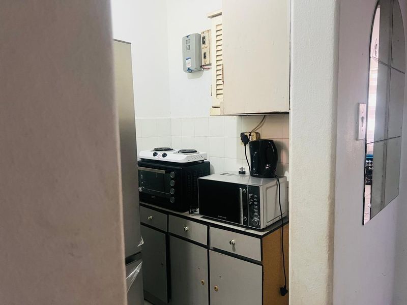 Studio Apartment For Sale In South Beach,Durban - Photo 5