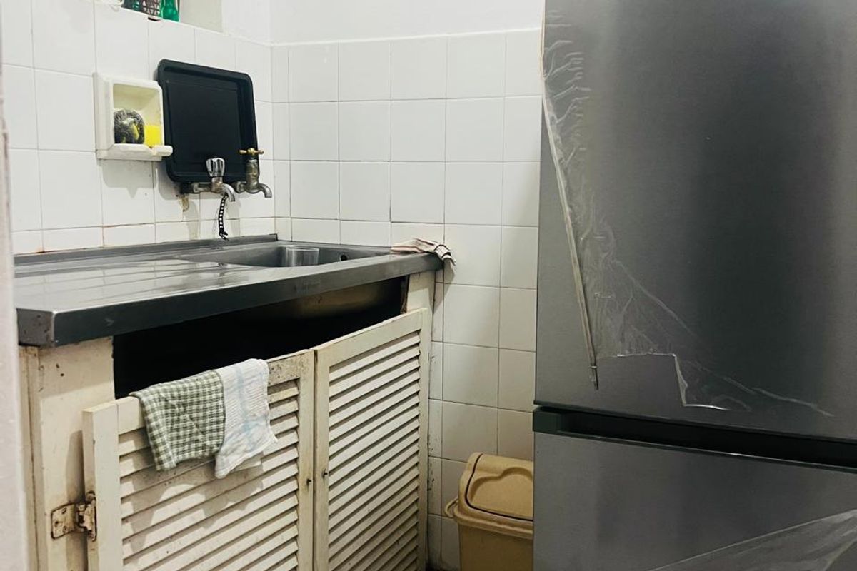 Studio Apartment For Sale In South Beach,Durban - Photo 2