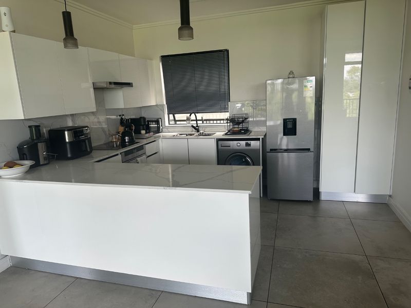 Stunning View Penthouse for Rent.  - Photo 8