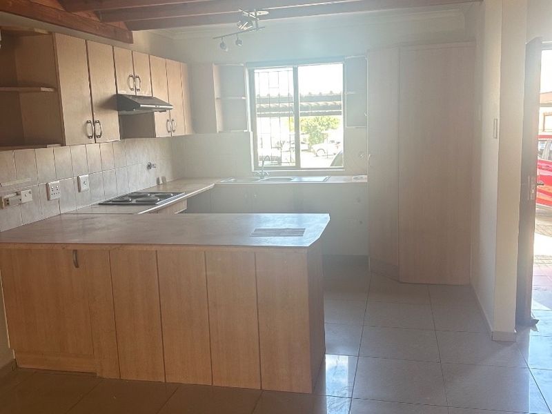 A Lovely 3 Bedroom Duplex for Rent in Carlswald.  - Photo 6