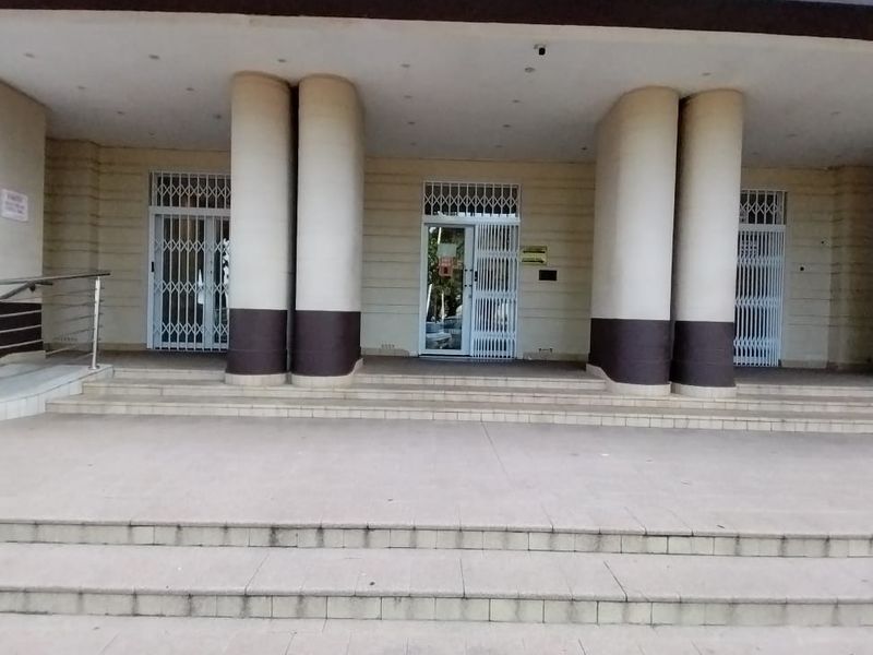 Stunning Views Sectional Title Apartment. - Photo 2