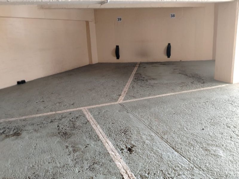 Stunning Views Sectional Title Apartment. - Photo 8