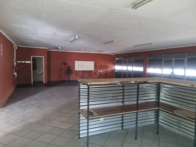 Excellent retail opportunity in a high-visibility corner location in the Polokwane CBD!!! - Photo 2